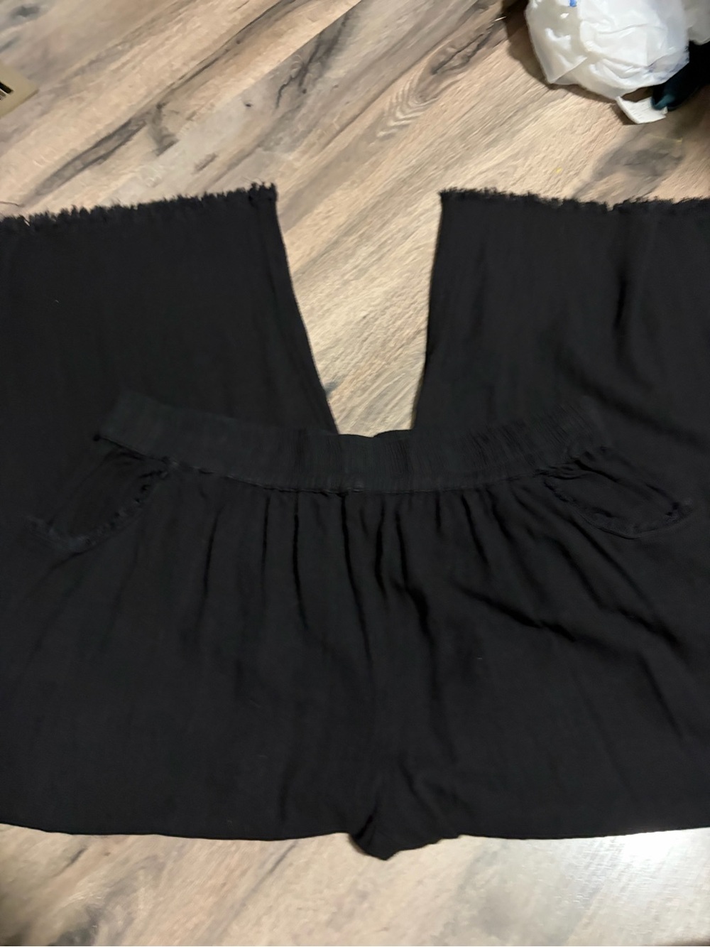 Umgee Black Wide Leg Pants with frayed bottom - 2X